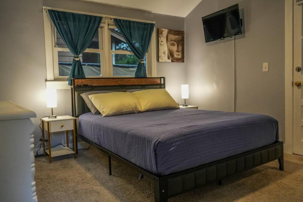 Historic Coastal Haven- Pet Friendly Fast Wi-Fi Villa นอร์ฟอล์ก ภายนอก รูปภาพ